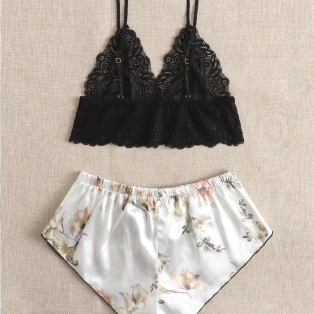 Floral Print Contrast Lace Lingerie Set - Picture 2 of 5